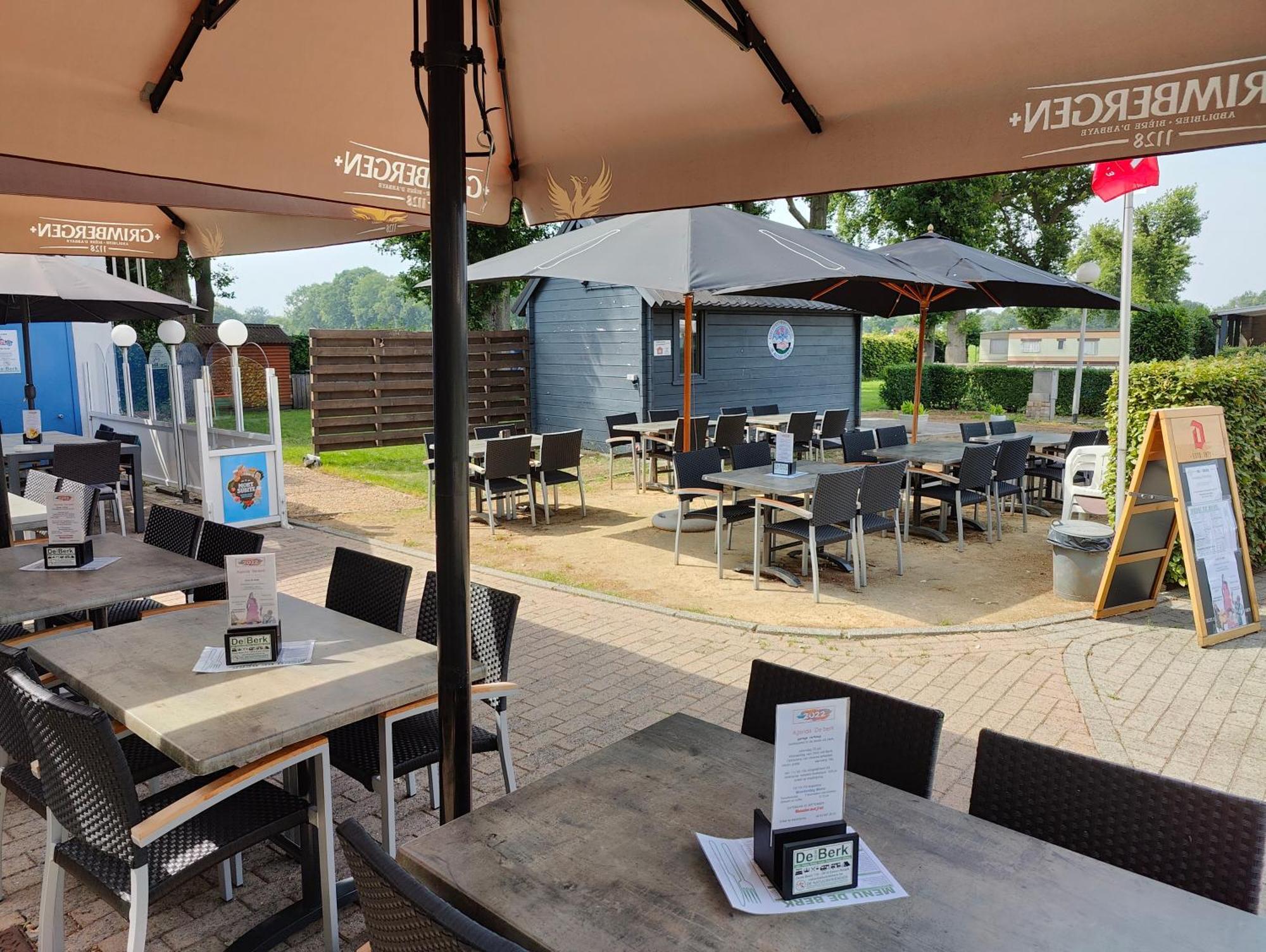 De Berk Hotel Essen ภายนอก รูปภาพ